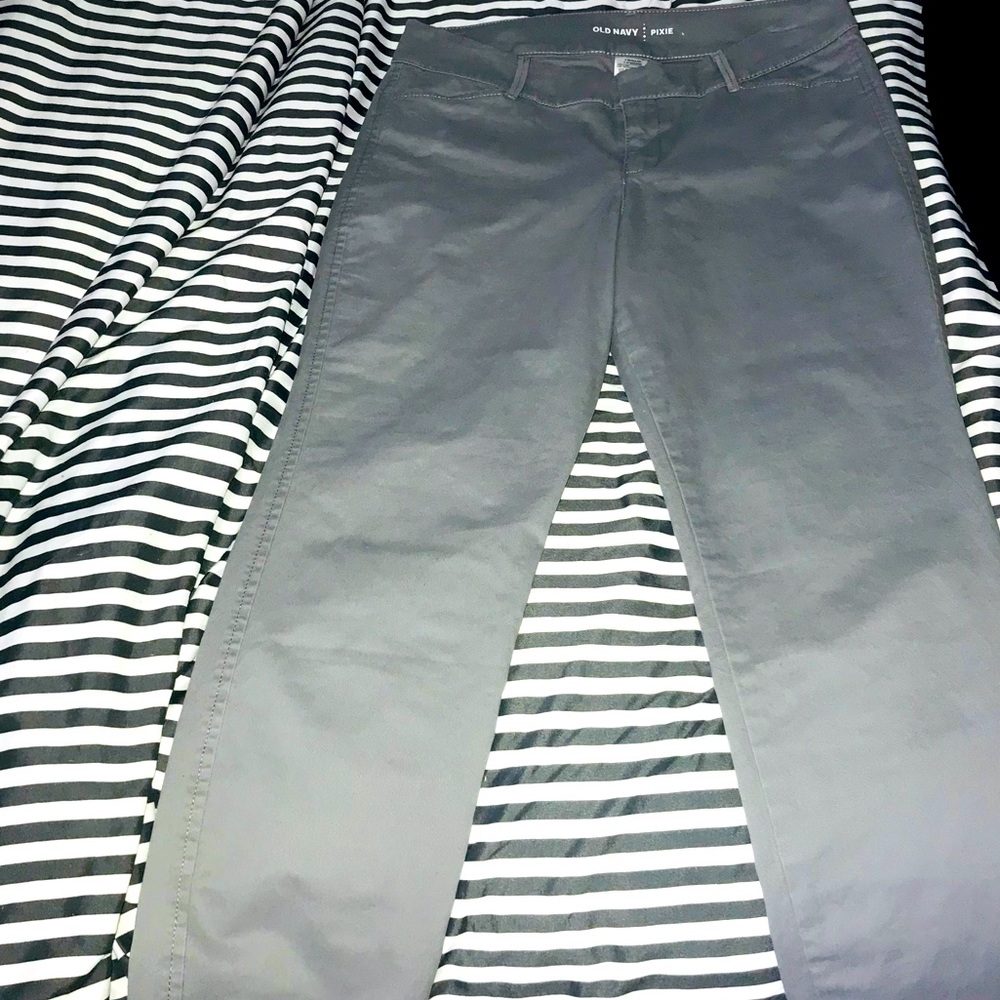 Old Navy Pixie ankle skinny pants